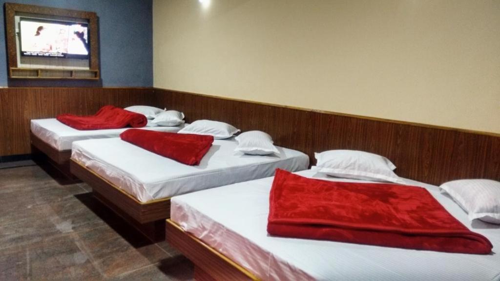 Sk Roomscottage Ooty Bagian luar foto